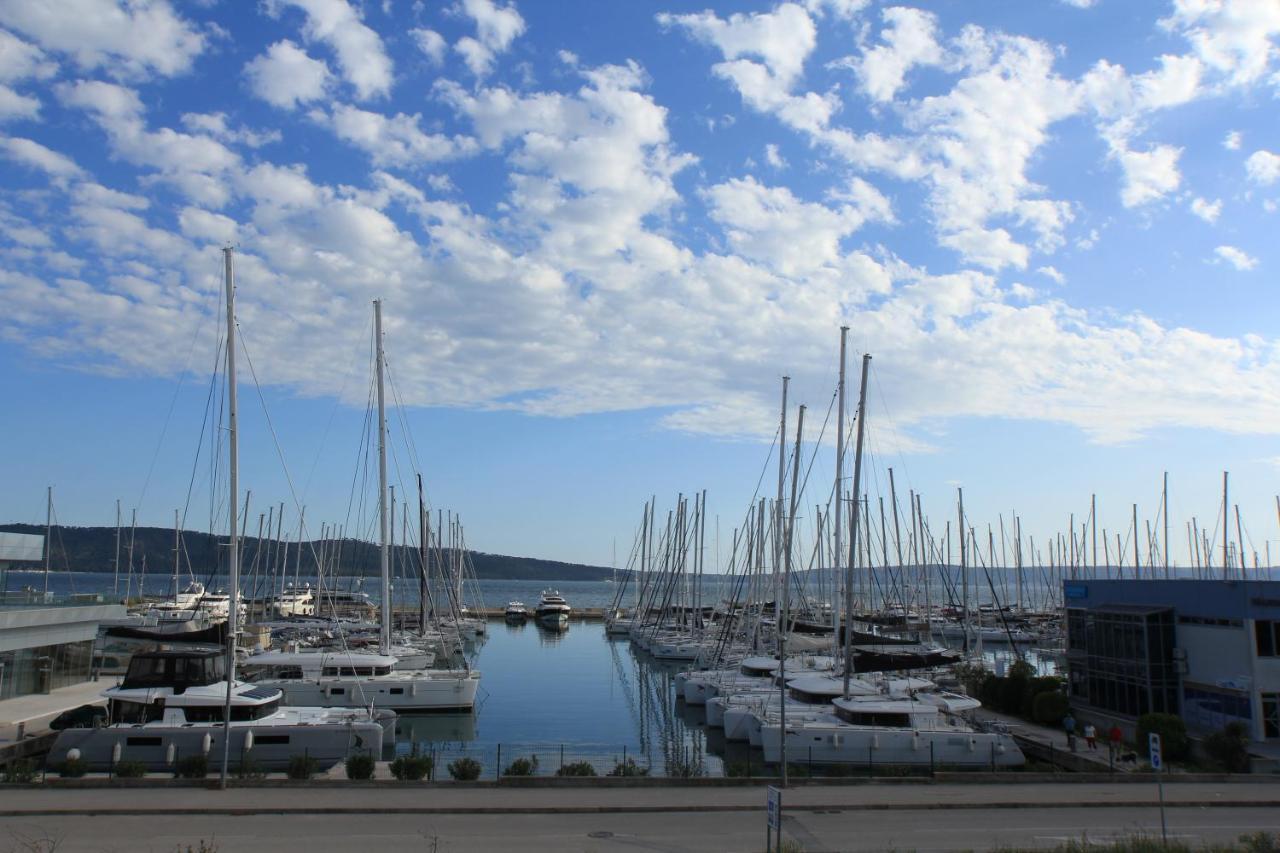 Gallery Kastela